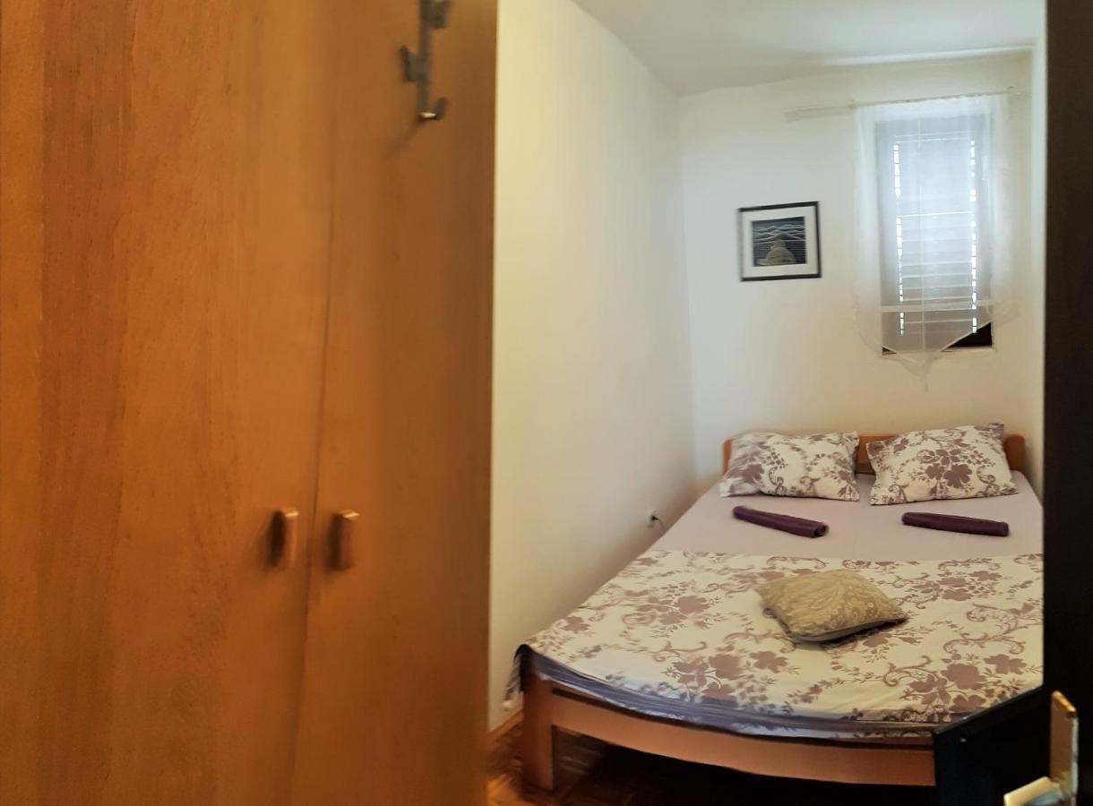 Dalmatino Apartmani ヴィル エクステリア 写真